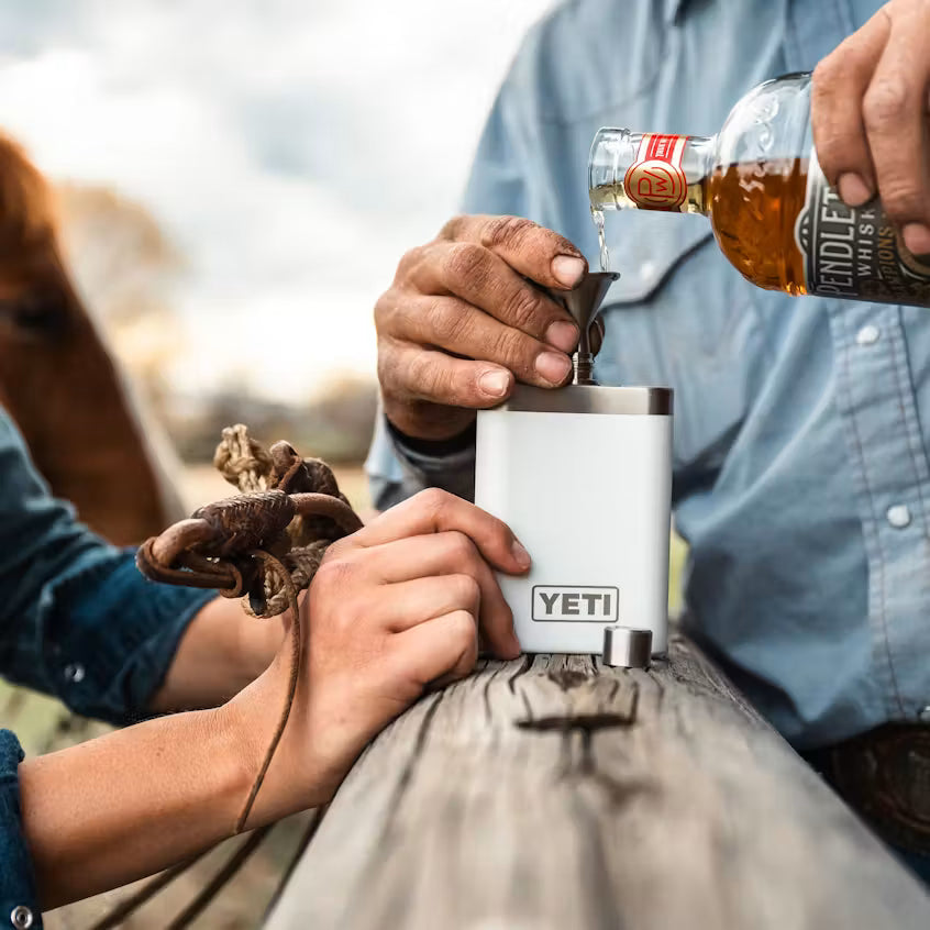 Cantimplora Yeti 7oz Senderismo Camping Hermética Resistente