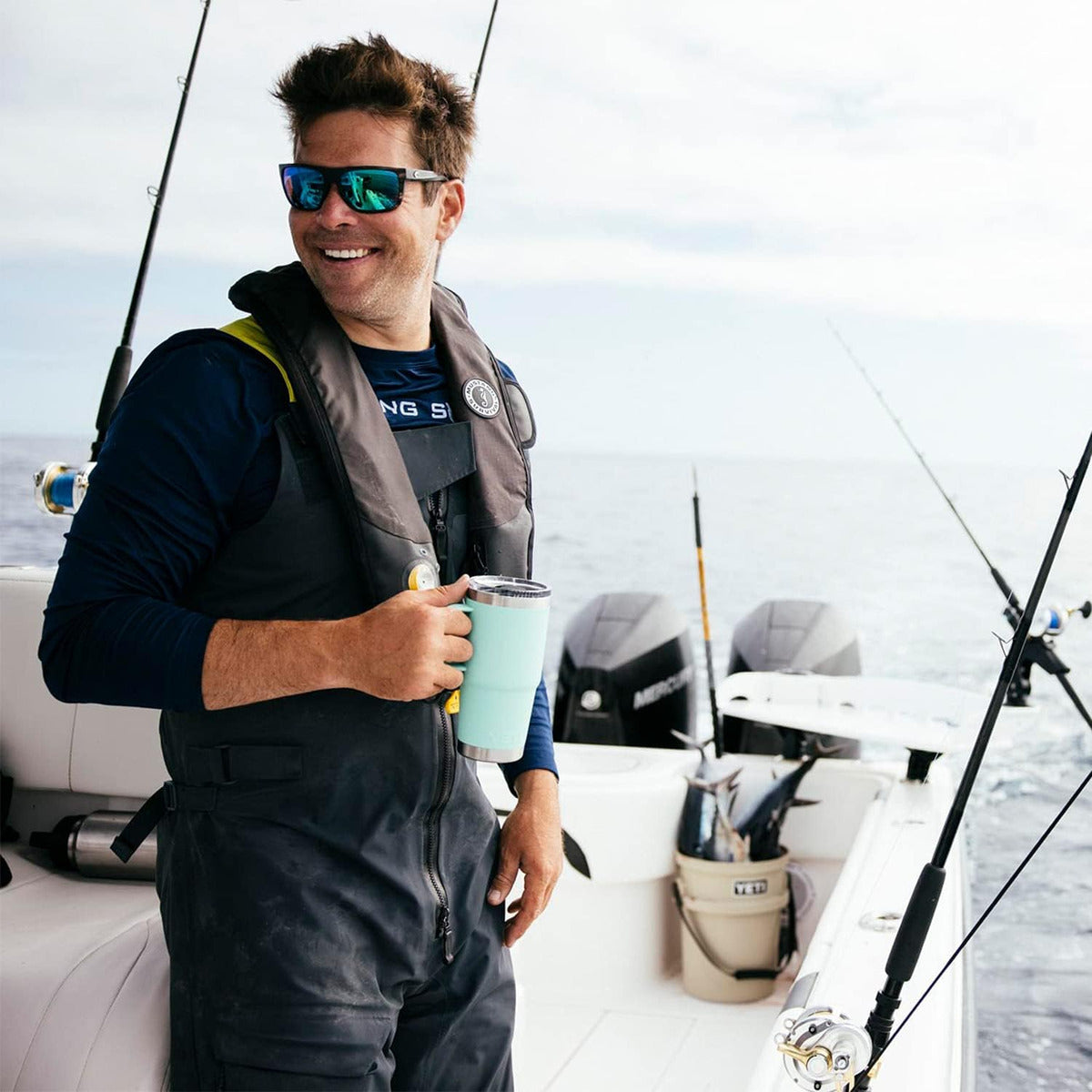 Vaso Térmico De 20 Onzas Con Tapa Stronghold Azul Marino