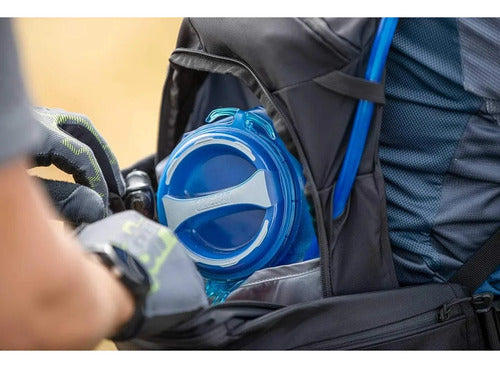 Bolsa Hidratación Camelbak Crux Capacidad 2lts Azul 38cm