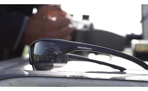 Sw110162 Smith & Wesson Lentes Obscuros Tactico Balisticos